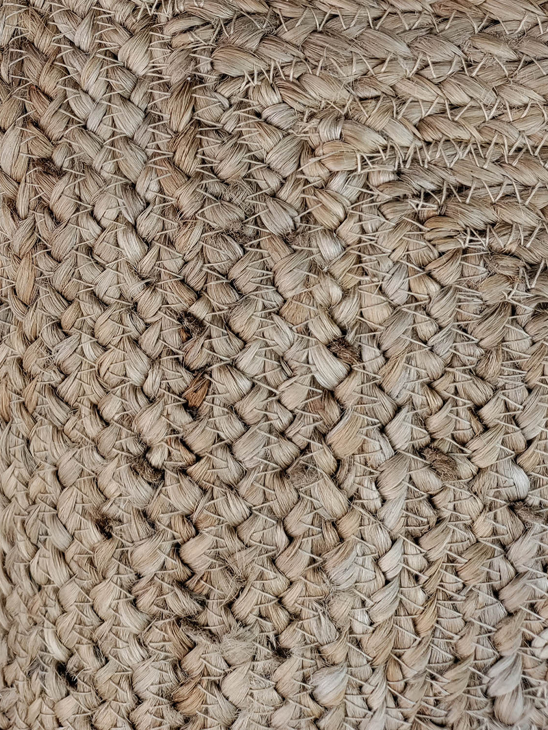 Jute Cushion With Small Fringes cs-145