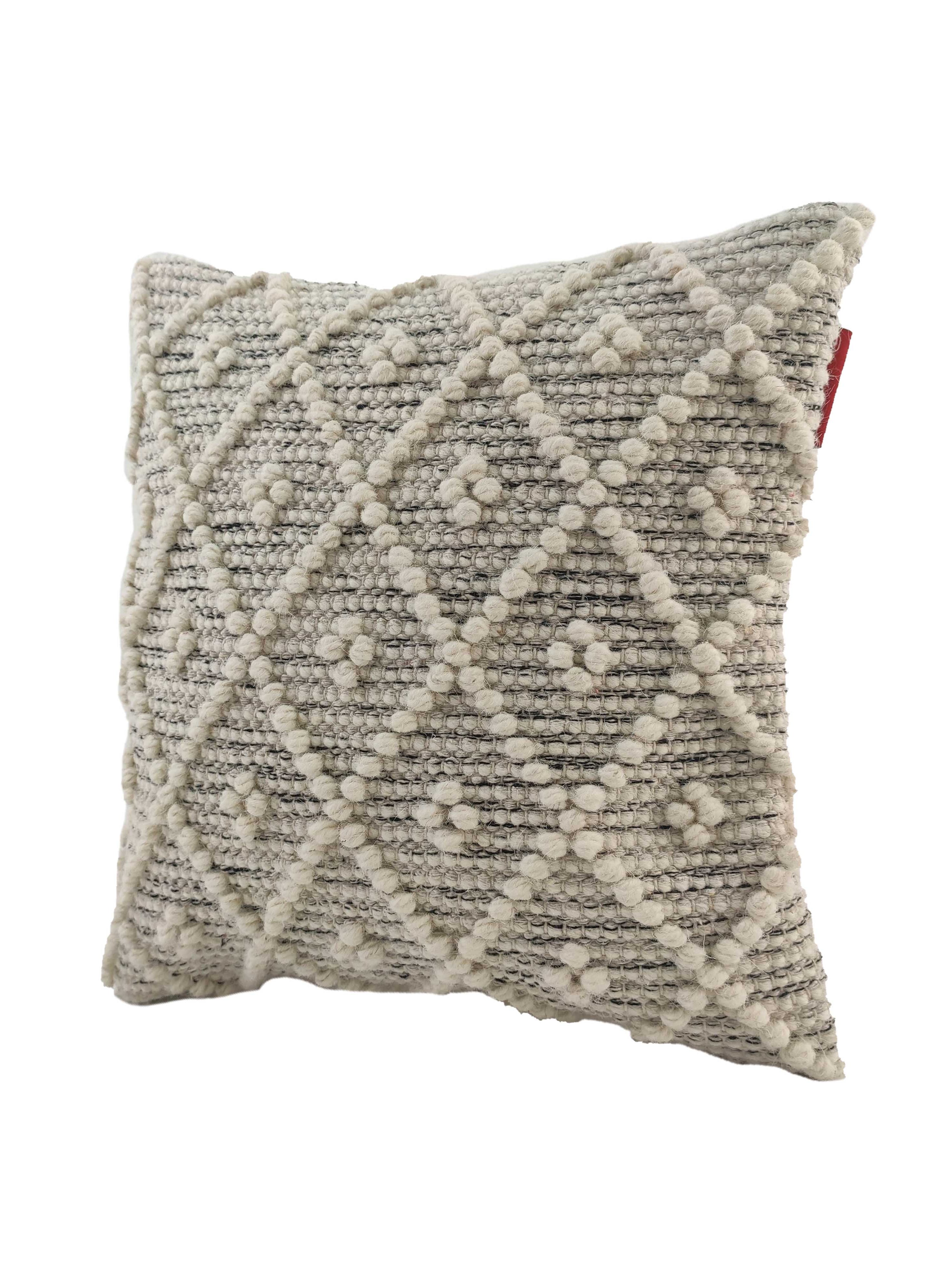 Woven Cushion With Filler CS-048