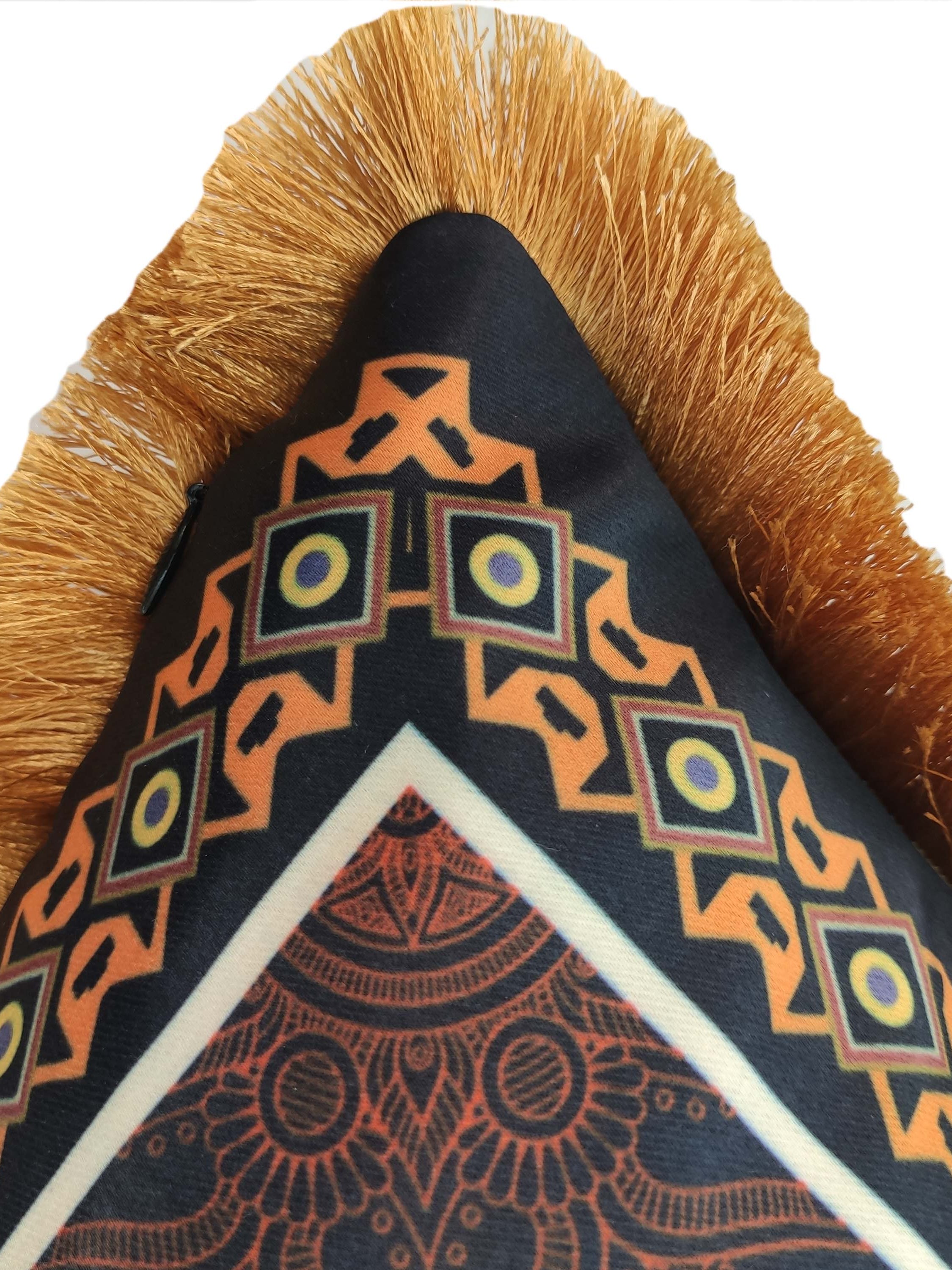 Multi  Color Printed Cushion With Filler CS-052