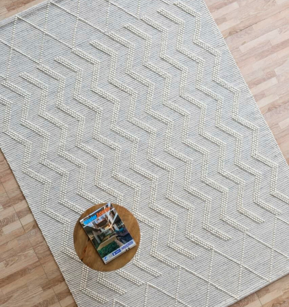 Woven Rug Natural Color Perfect For Home Decor SRN-016