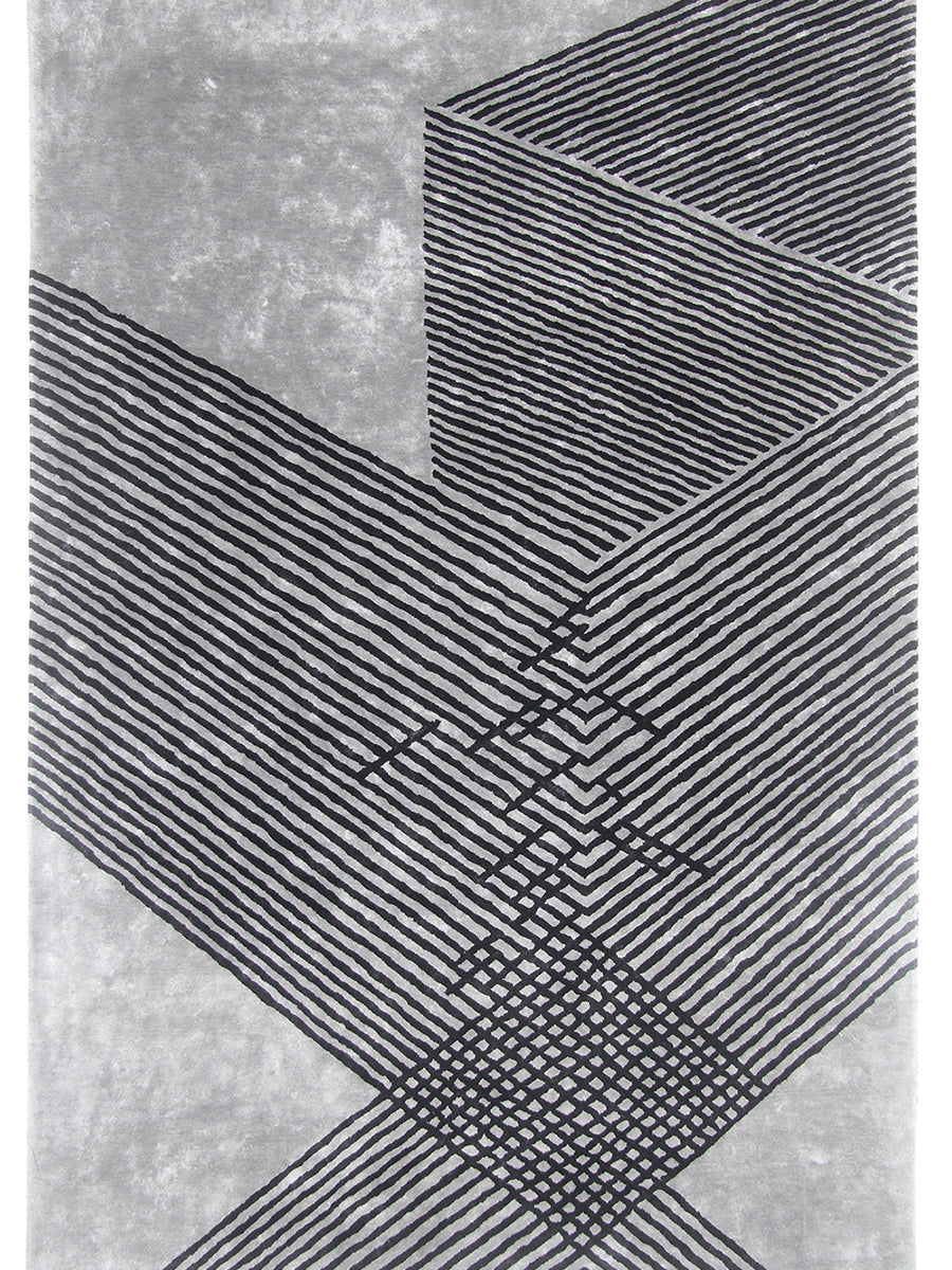 Classic black and grey area rug made of high-quality viscose material, perfect for drawing rooms
