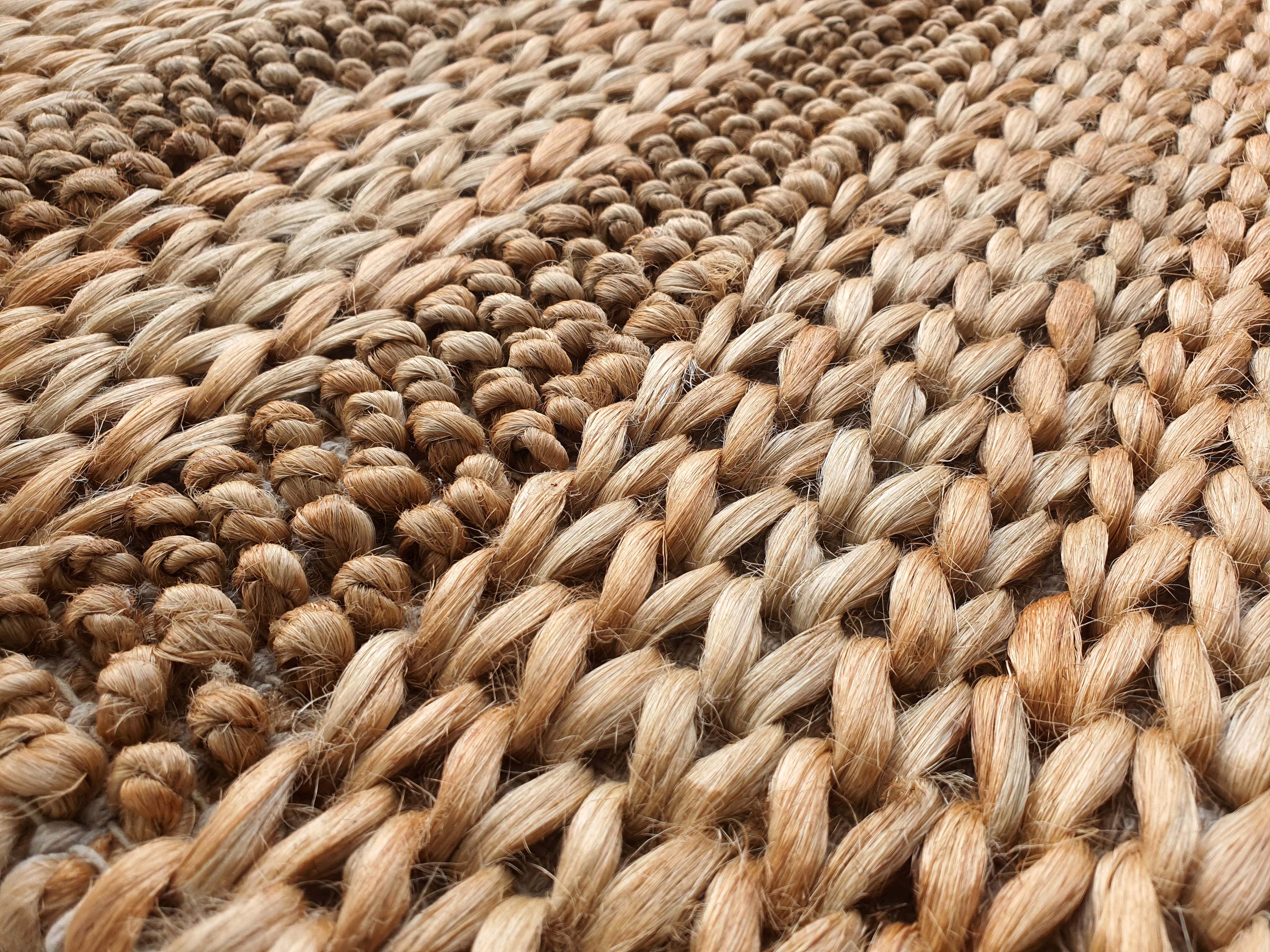 Handcrafted Jute & Cotton Area Rug - Elevate Your Home Decor Naturally