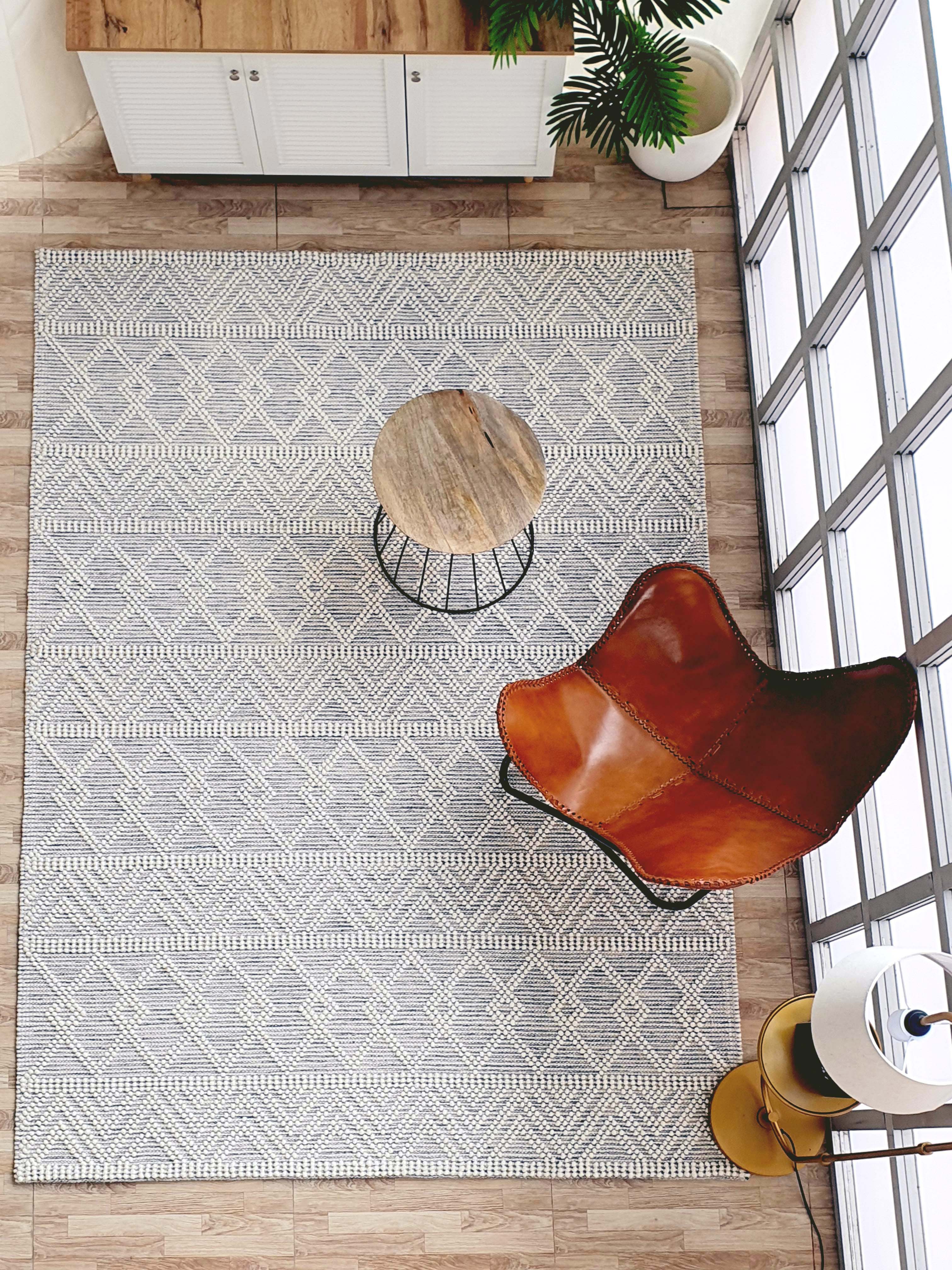 Investment-Worthy Woven Rug - Enjoy Lasting Quality and Comfort