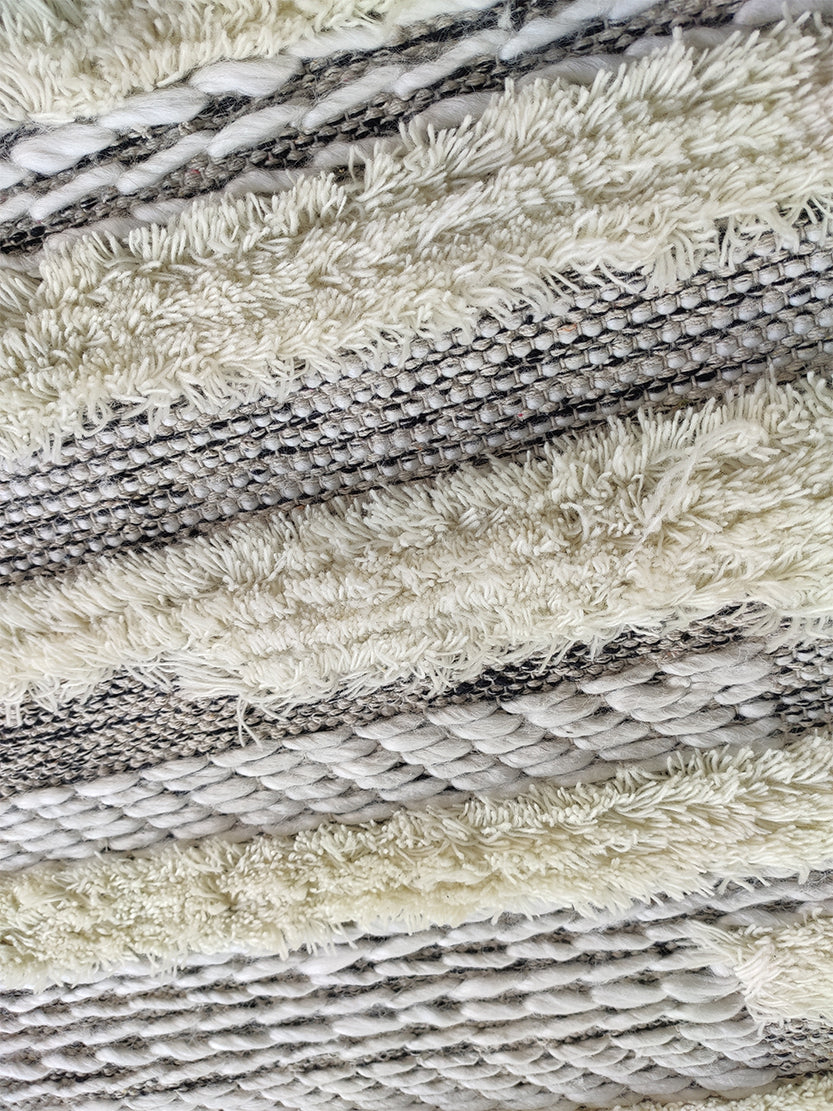 Designer Room Fringed Rug - Bring Contemporary Vibes to Your Home