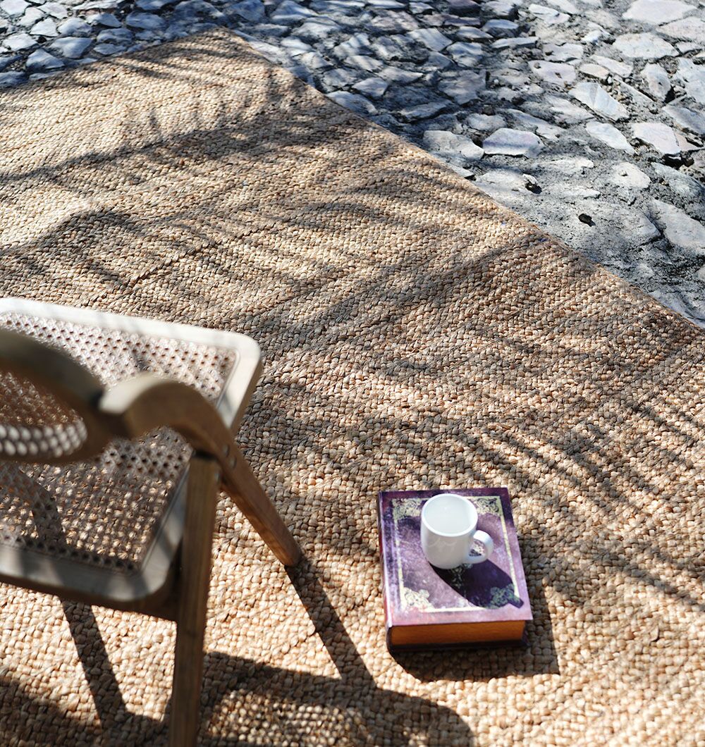 Stunning Handmade Braided Jute Round Rug - BR 020 (170x240cm)