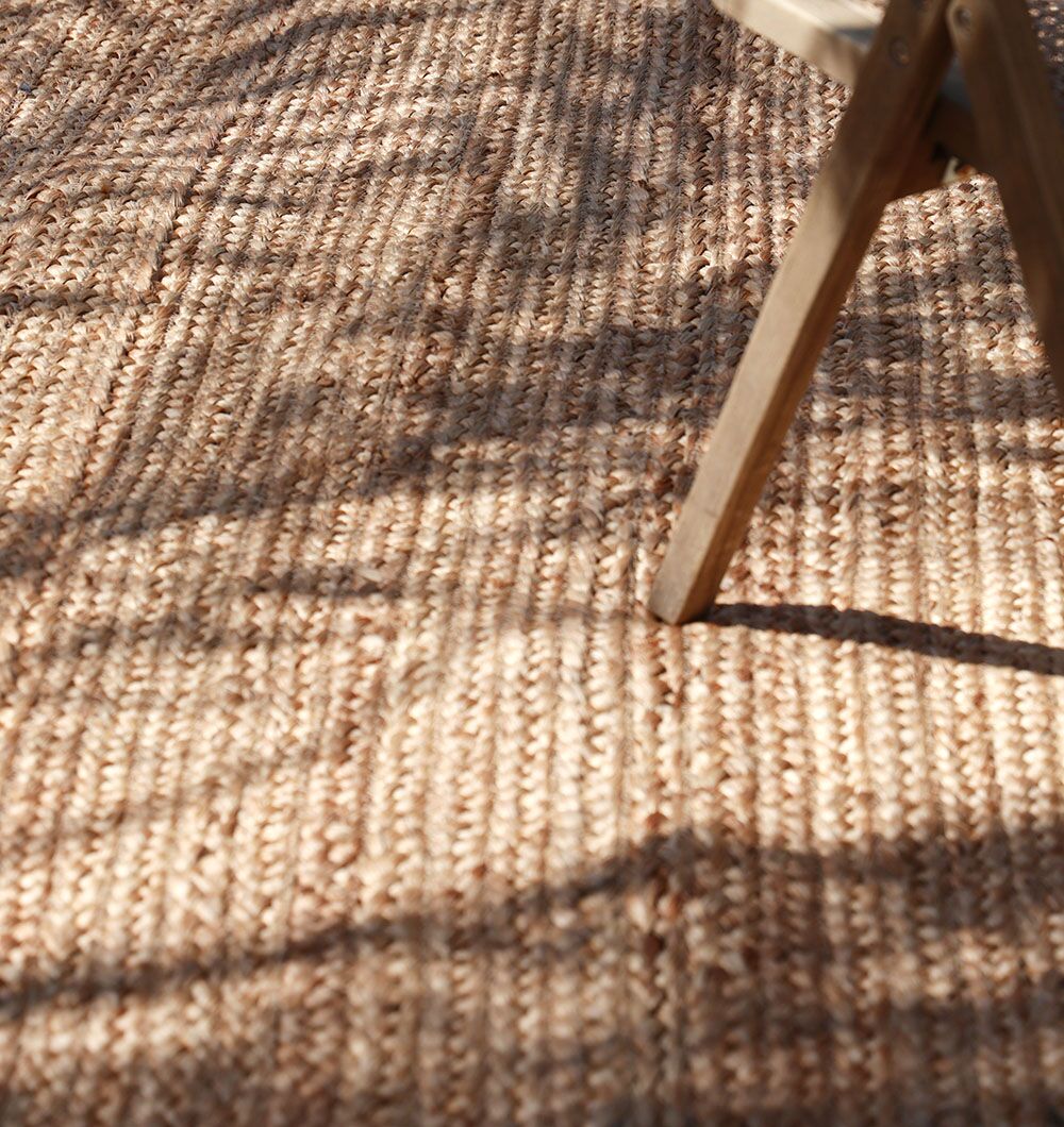 Stunning Handmade Braided Jute Round Rug - BR 020 (170x240cm)