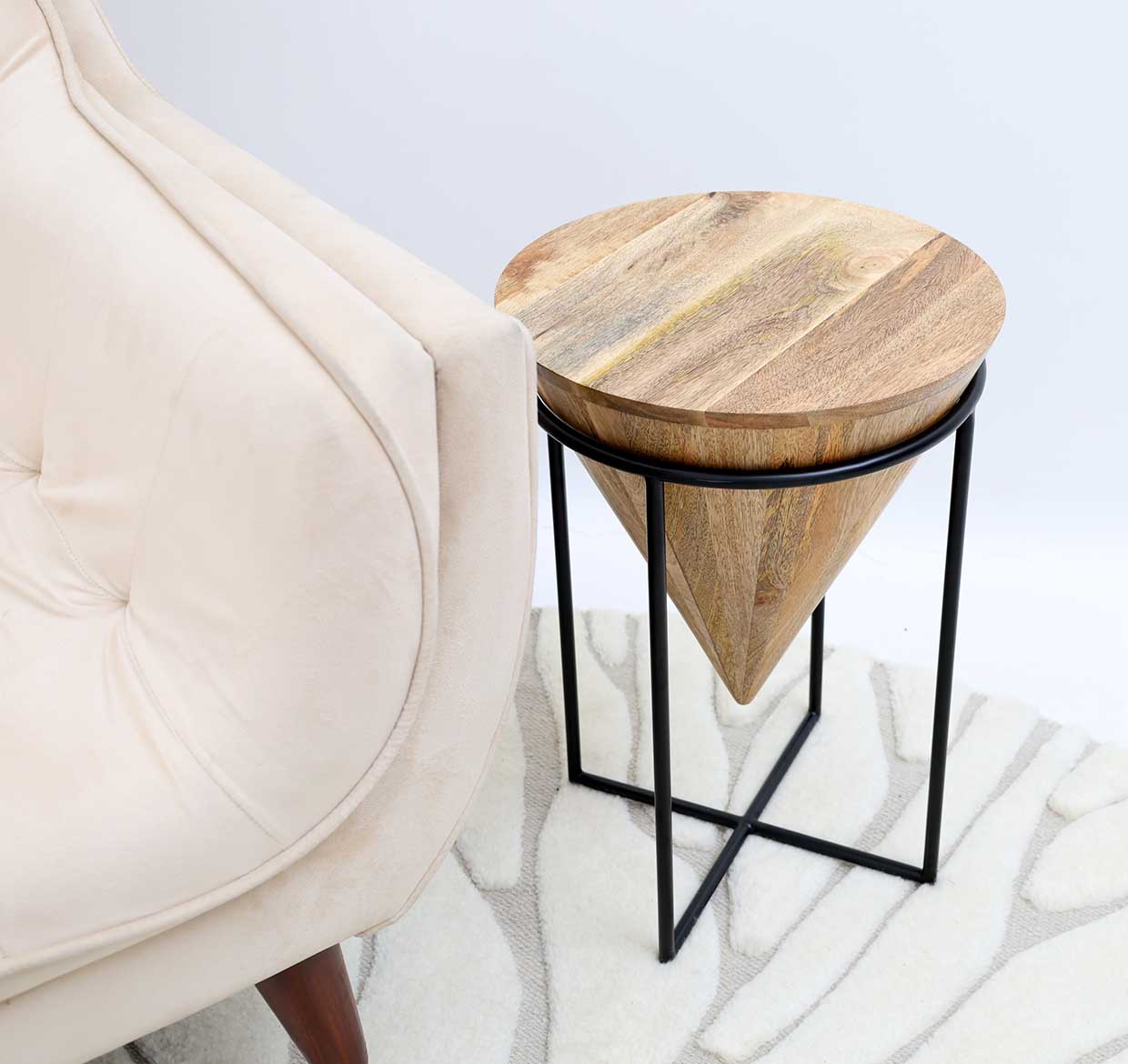 Modern Cone Accent Side Table – Solid Wood & Iron Base GH-002