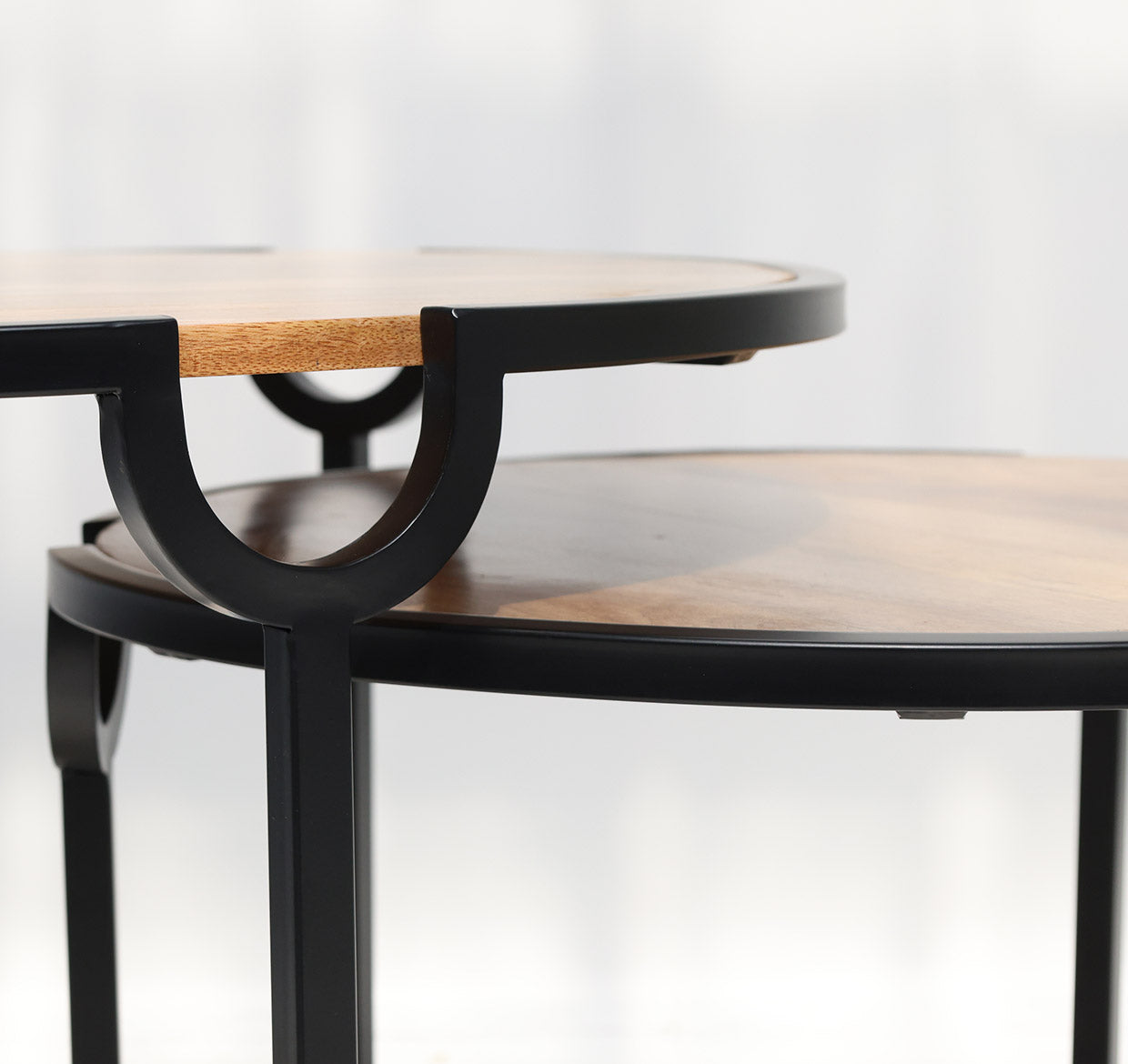 Modern Nesting Coffee Table Set – Round Wooden Top with Metal Frame GH-094