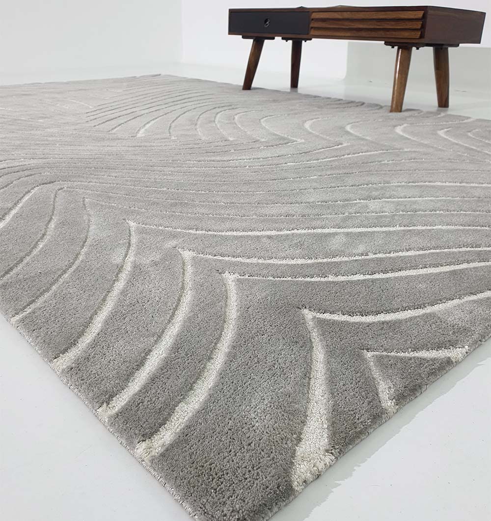 Rectangular polyester carpet providing floor comfort and high durability, suitable for everyday use.