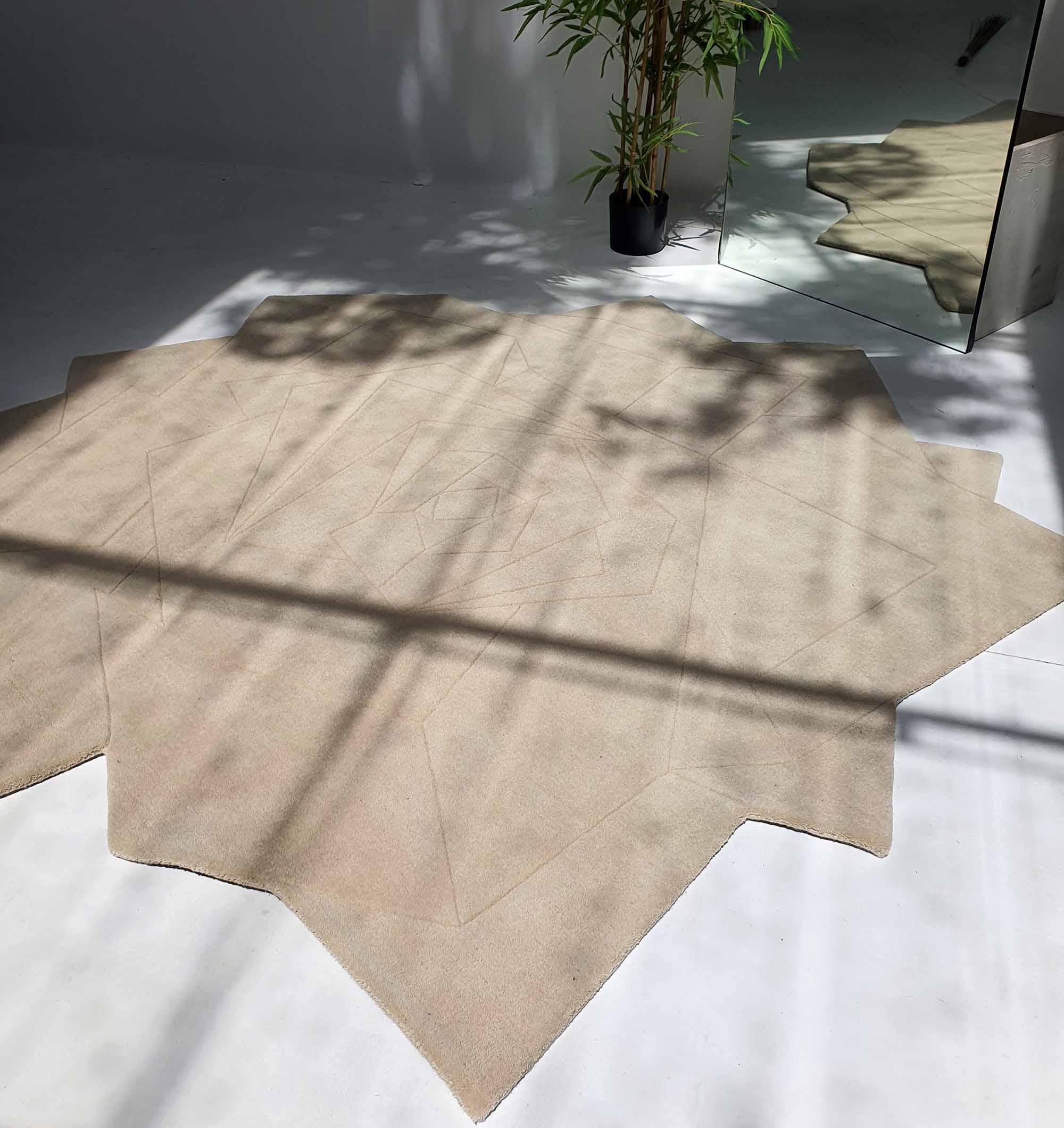 Handmade Off White Color Wool & Cotton Rug HTW-77