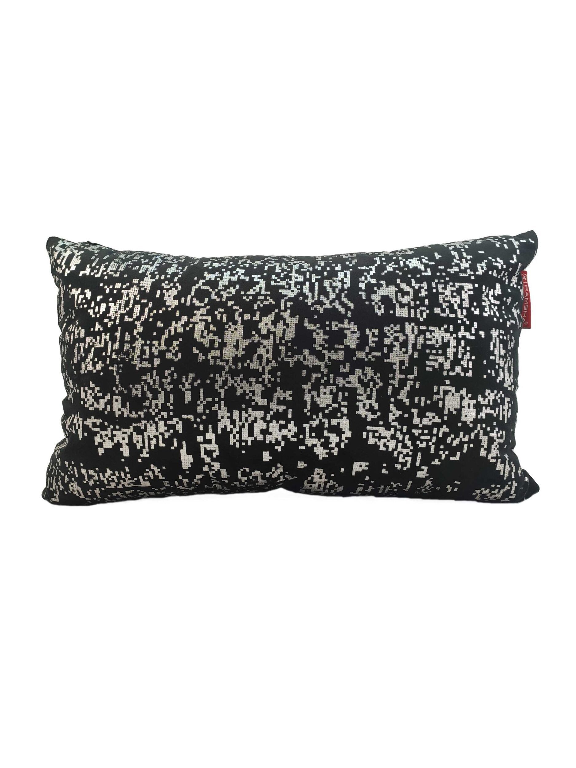 Decorative Black Color Cushion CS-095