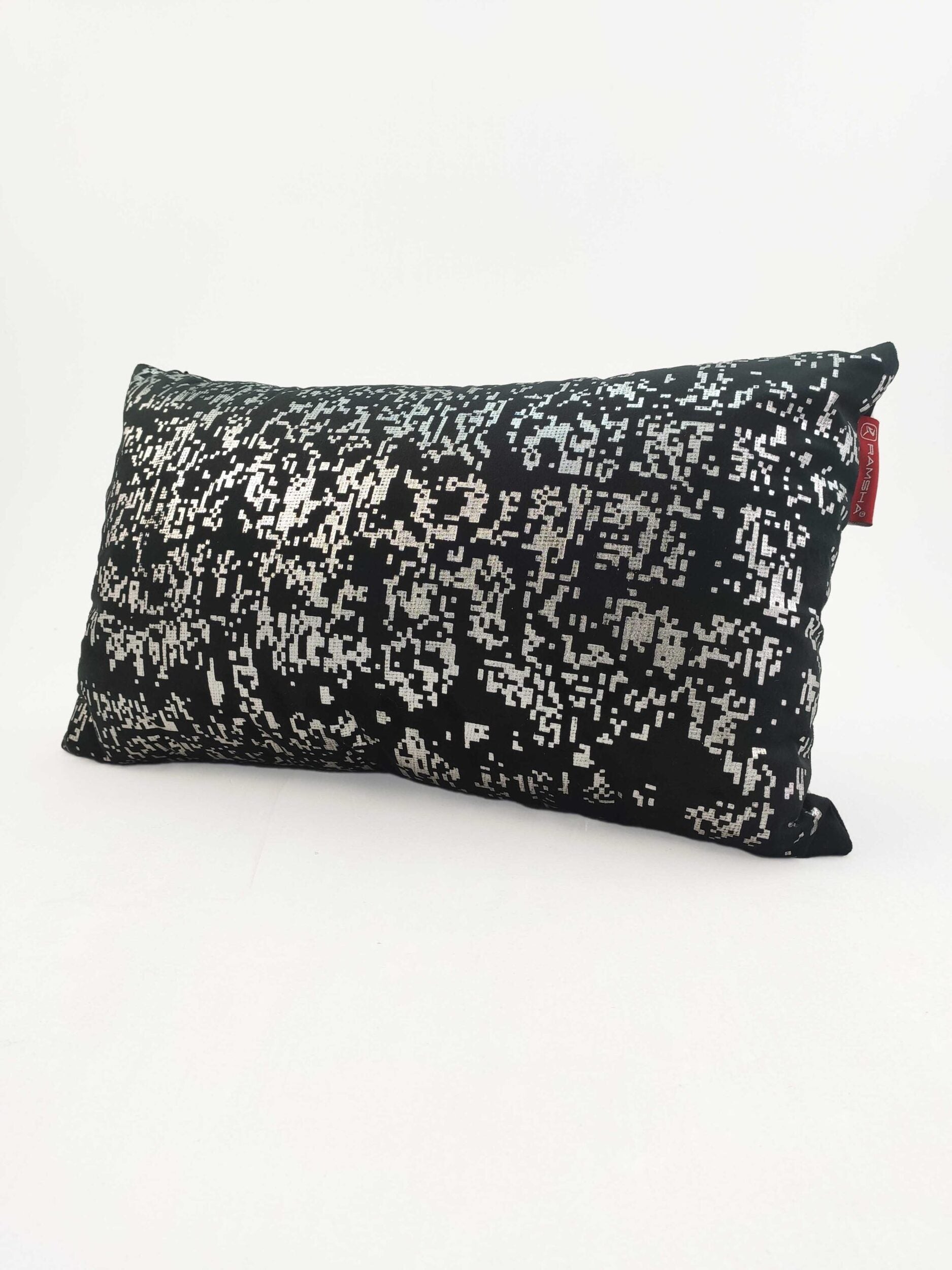 Decorative Black Color Cushion CS-095