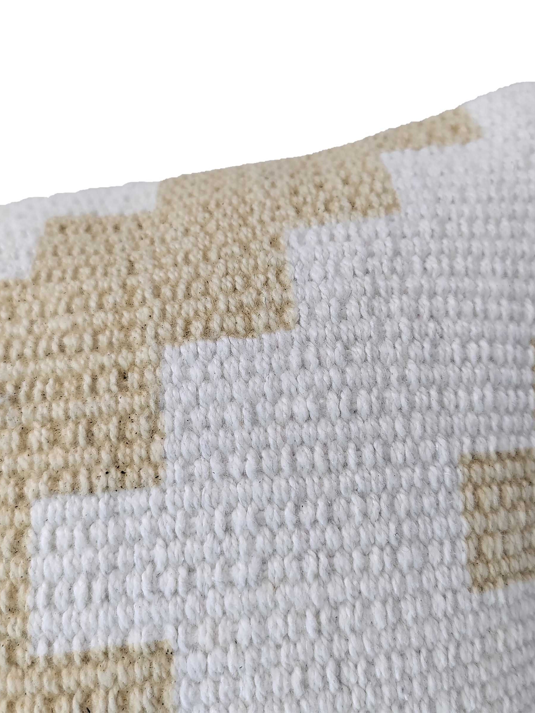 Zigzag Design Pattern Cotton Cushion CS-179