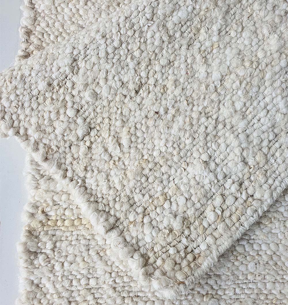 Handmade Natural Off White Woven Rug For Home Decor SR-059