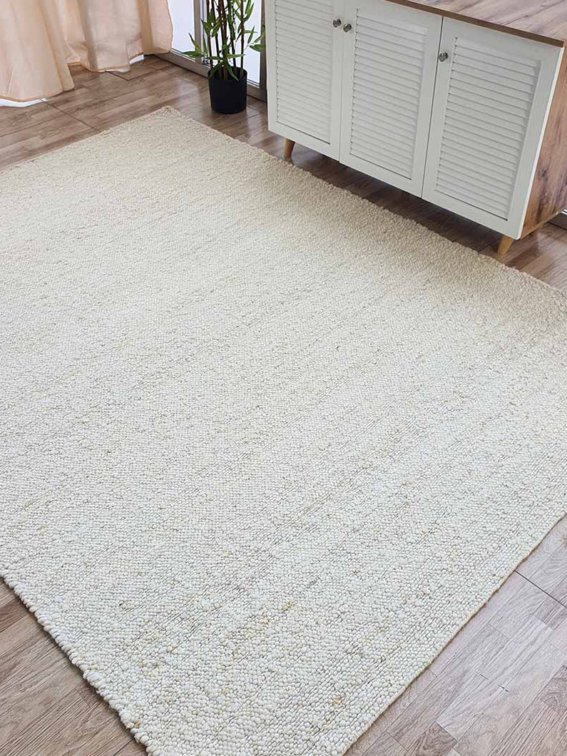 Handmade Natural Off White Woven Rug For Home Decor SR-059