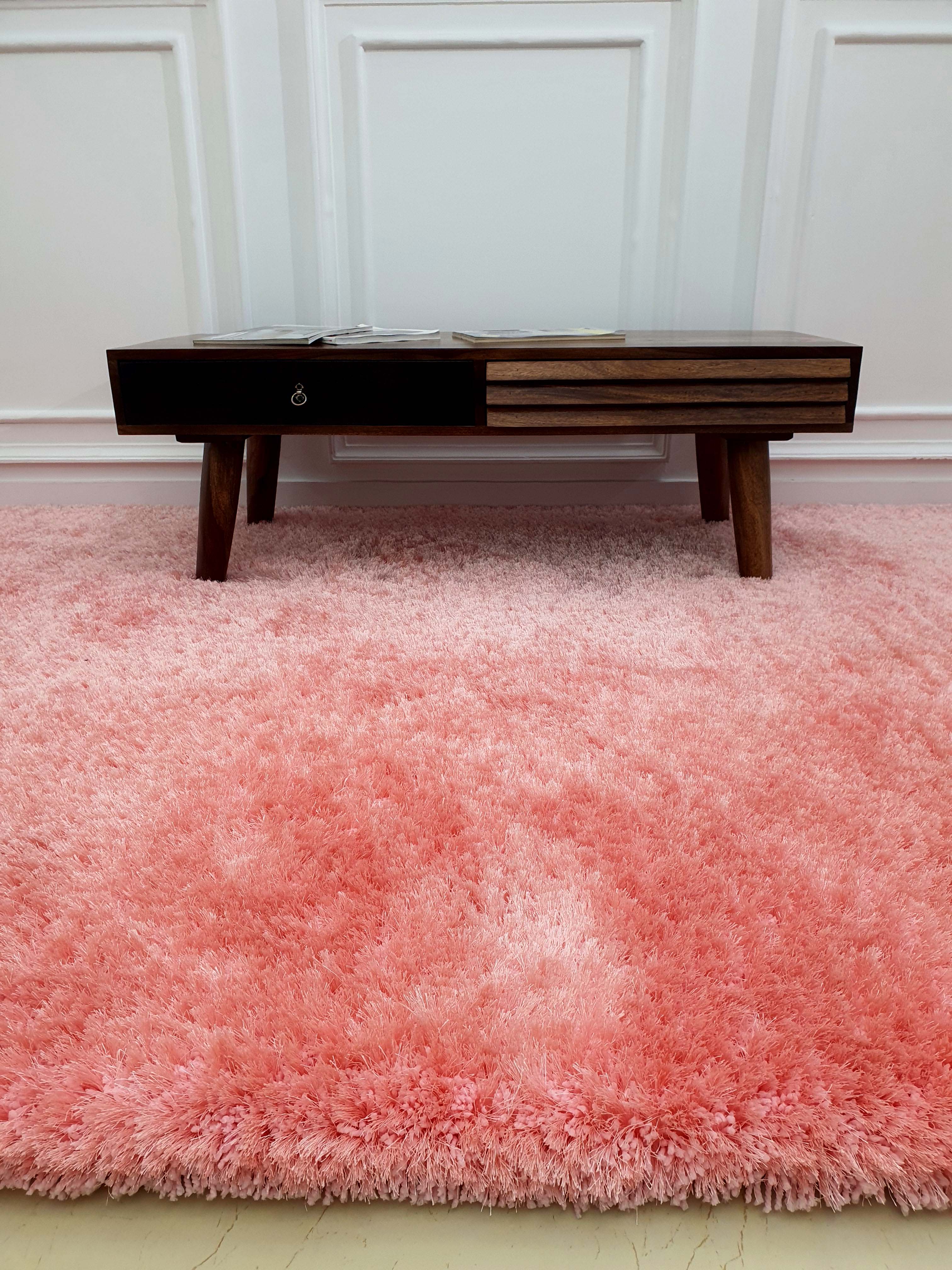 Cozy Retreat: Transform Your Living Space into a Sanctuary of Comfort with Our Plush Pink Shaggy Rugs