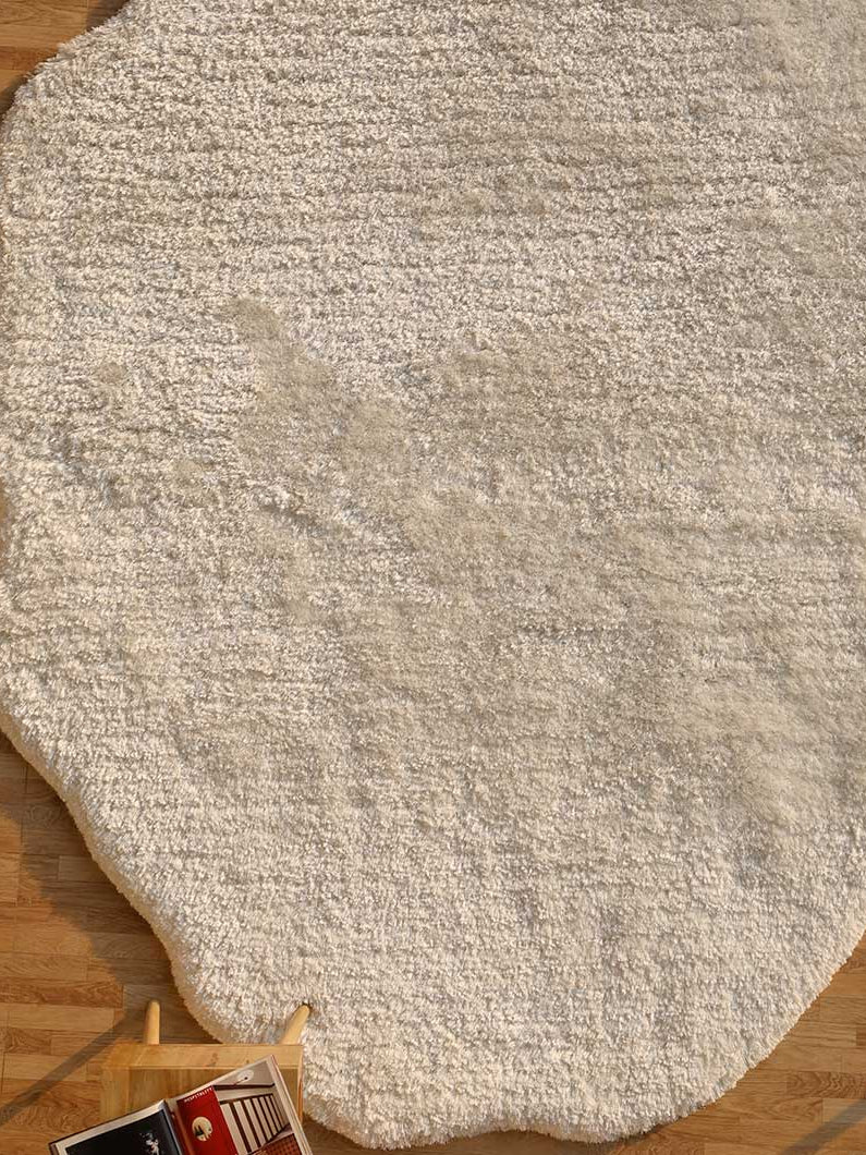 Handmade soft and comfort shaggy rug SG-010 White Irregular color area rug