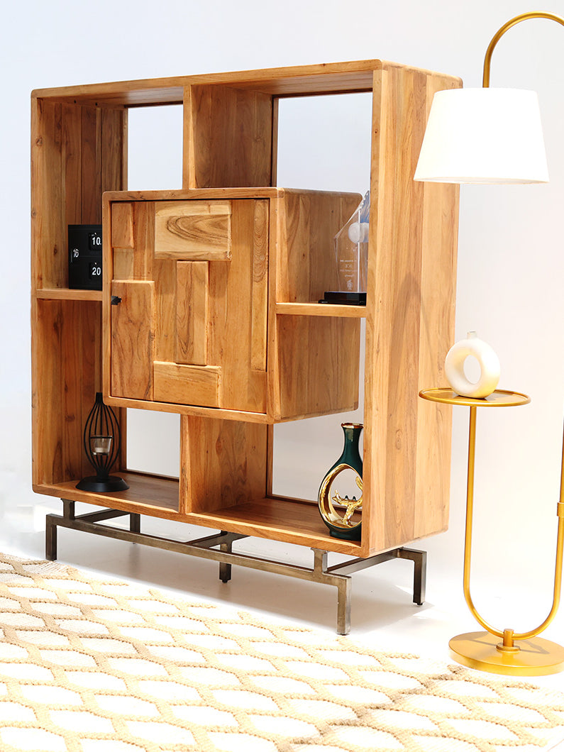 Wooden Book Shelf With Central Cabinet SLI-1049