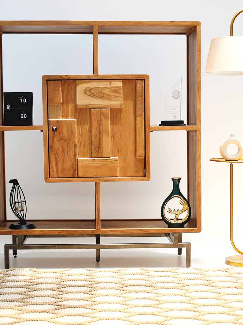 Wooden Book Shelf With Central Cabinet SLI-1049