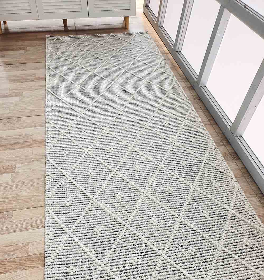 Natural & White Color Woven Rug, Floor Rug SRN-012