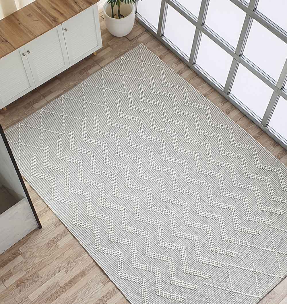 Woven Rug Natural Color Perfect For Home Decor SRN-016