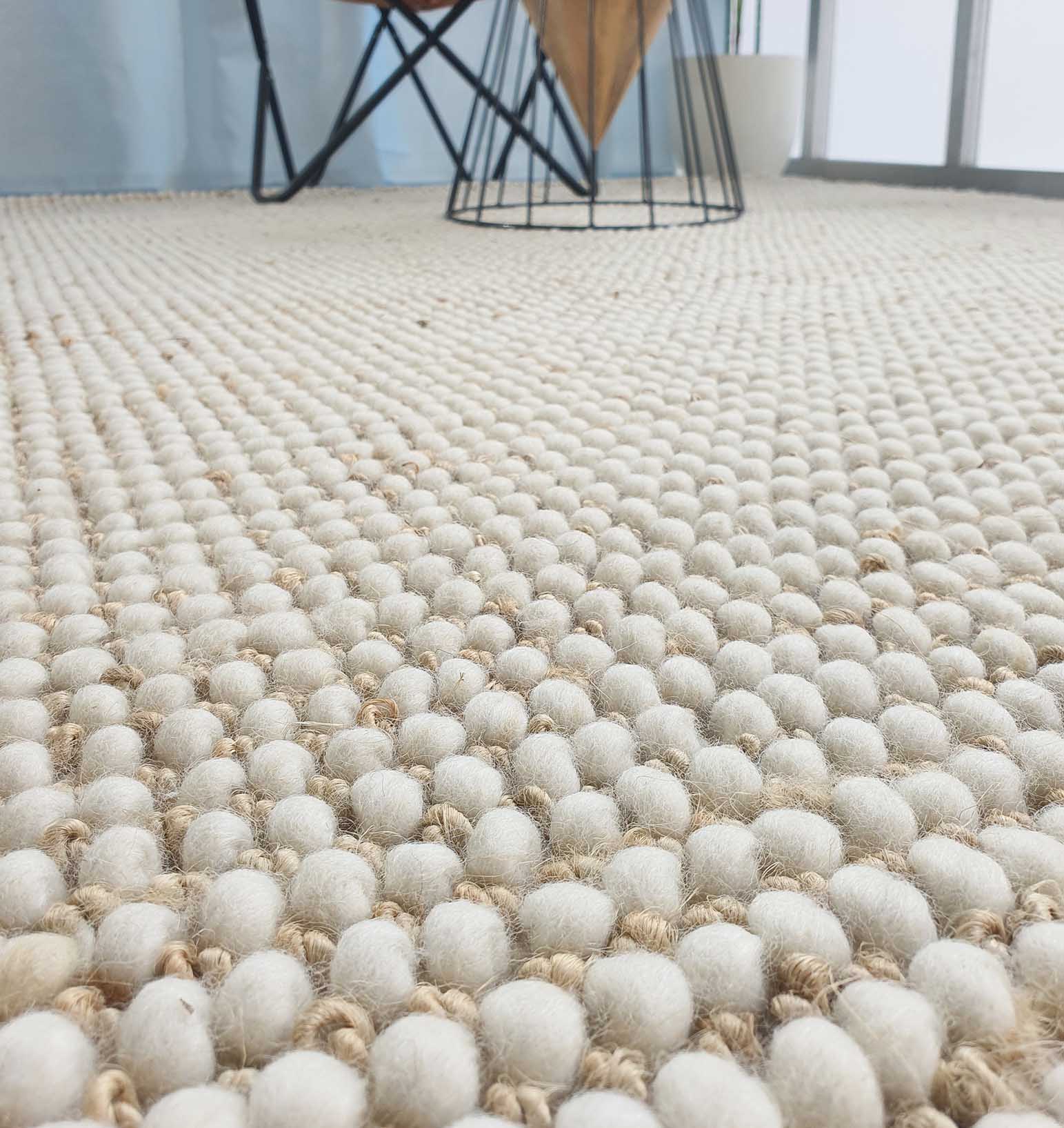 Natural White Woven Rug For Home Decore. SRN-027