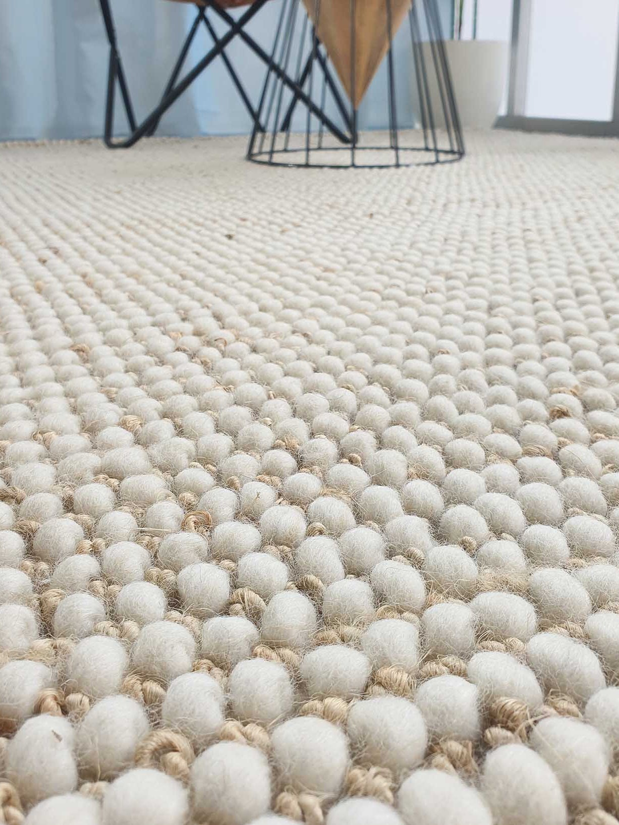 Natural White Woven Rug For Home Decore. SRN-027