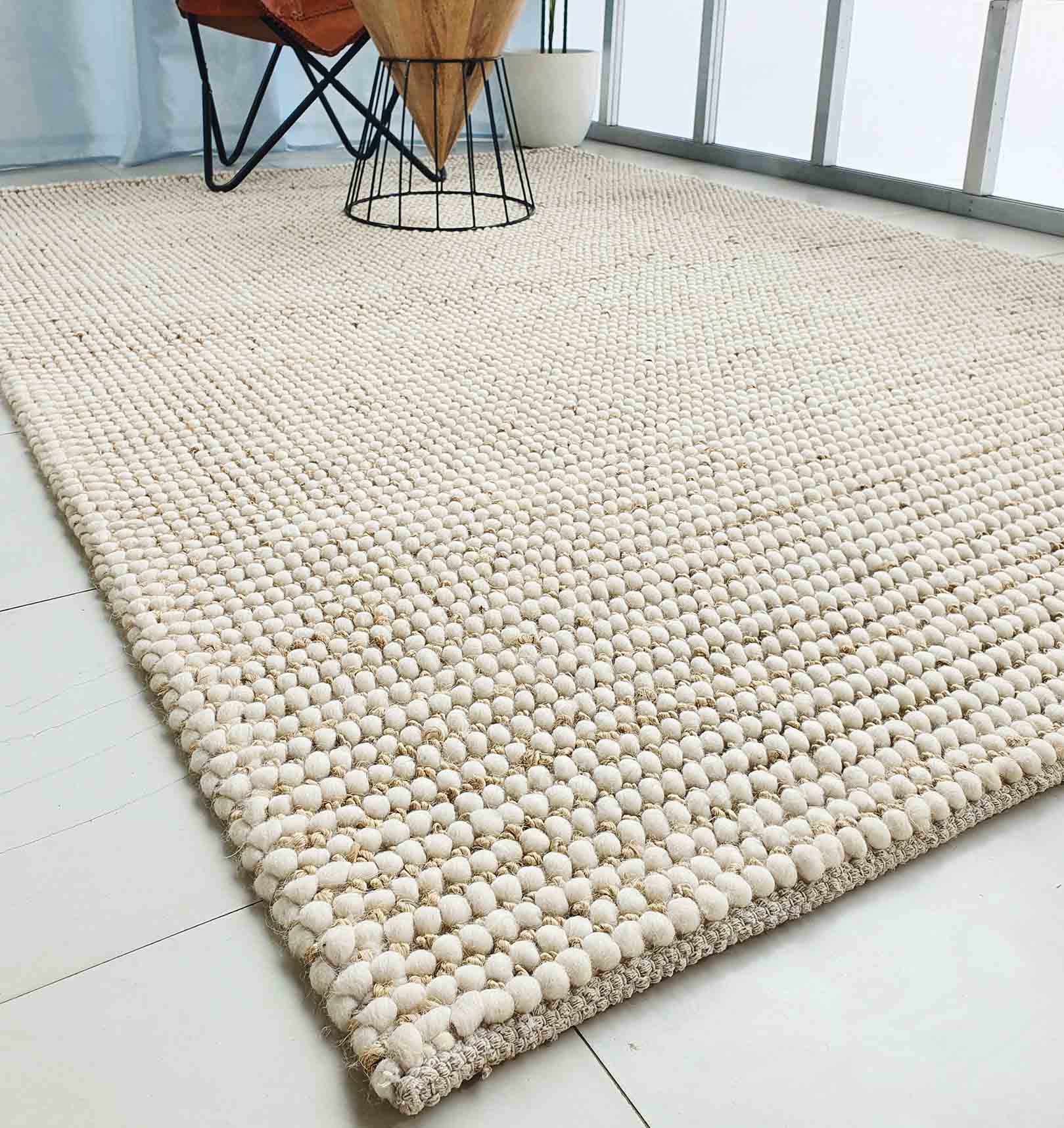 Natural White Woven Rug For Home Decore. SRN-027