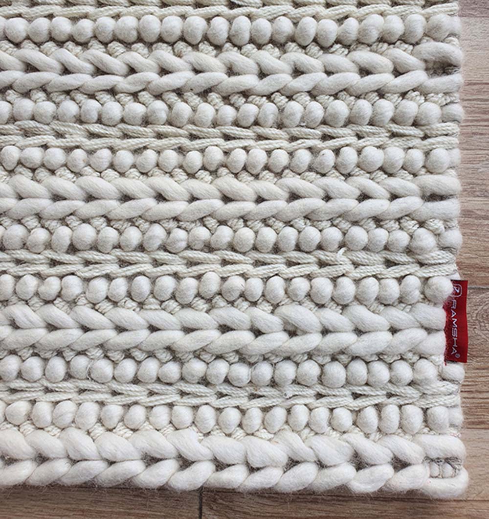 Natural White Woven Rug For Home Decore SRN-028
